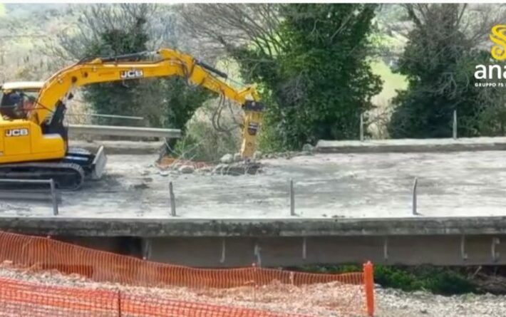 Il sottosegretario Ferrante in visita al viadotto variante Anas di San Bartolomeo in Galdo